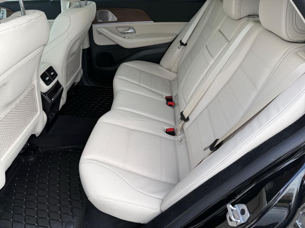 new 2026 Mercedes-Benz GLE 450 car, priced at $83,795