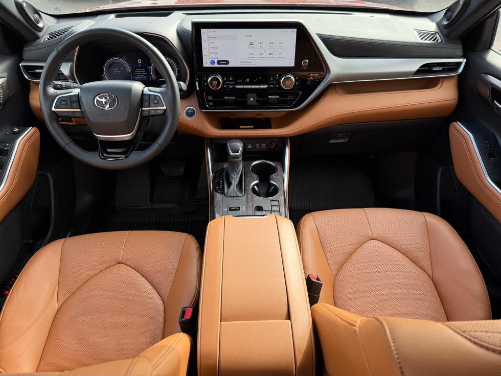 used 2024 Toyota Highlander Hybrid car, priced at $48,995