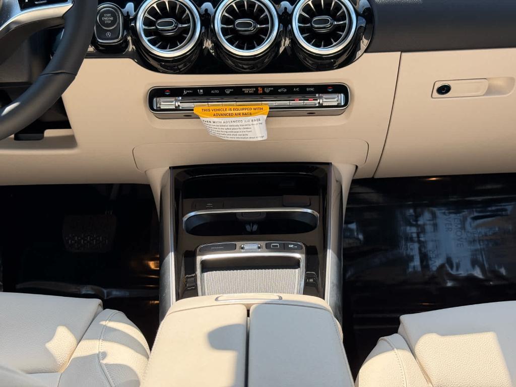 used 2026 Mercedes-Benz GLA 250 car, priced at $48,000