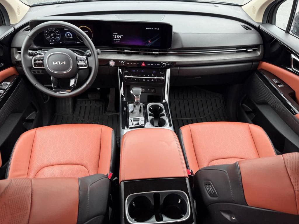 used 2023 Kia Carnival car, priced at $30,695