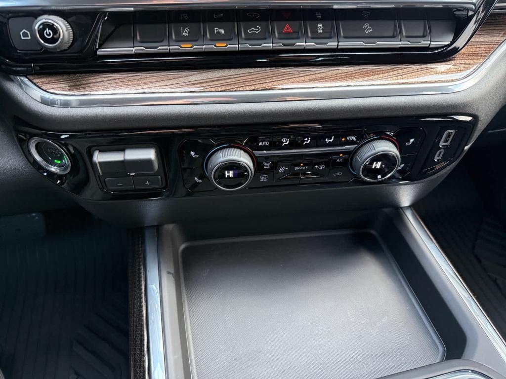 used 2025 Chevrolet Silverado 2500 car, priced at $56,997