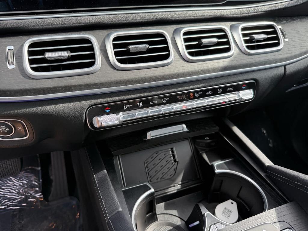 used 2024 Mercedes-Benz GLE 350 car, priced at $53,998