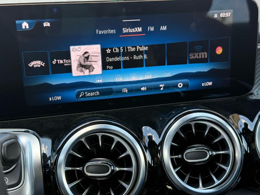 new 2025 Mercedes-Benz AMG GLB 35 car, priced at $65,170