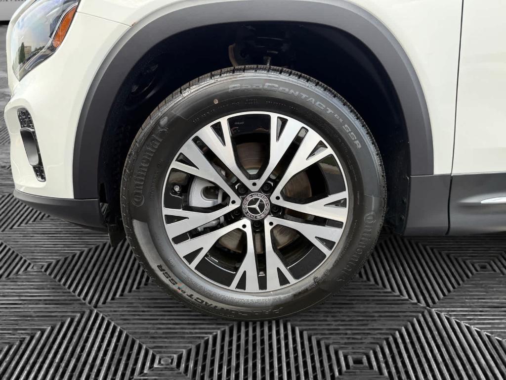 used 2026 Mercedes-Benz GLB 250 car, priced at $48,500