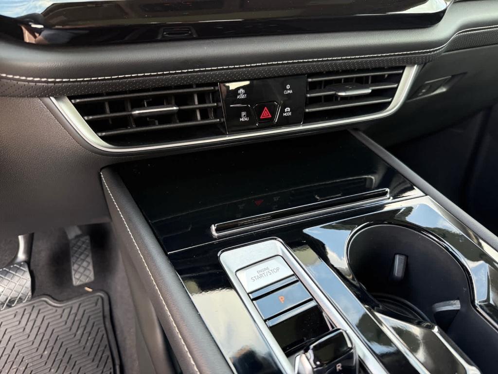 used 2024 Volkswagen Atlas car, priced at $32,470