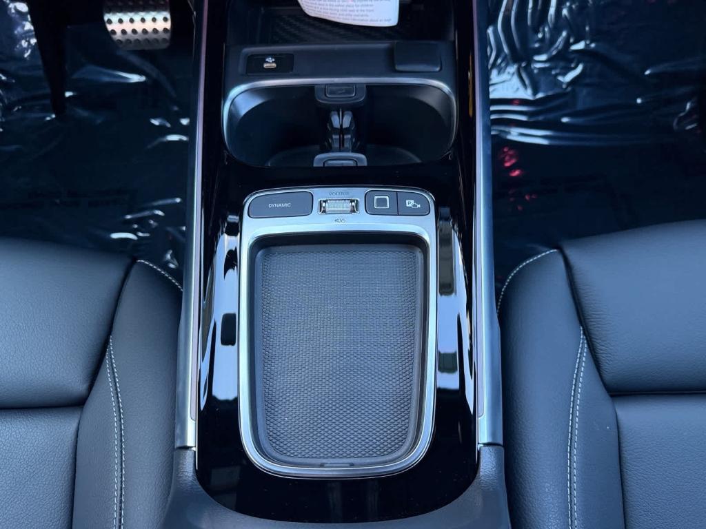 new 2026 Mercedes-Benz AMG GLB 35 car, priced at $65,355