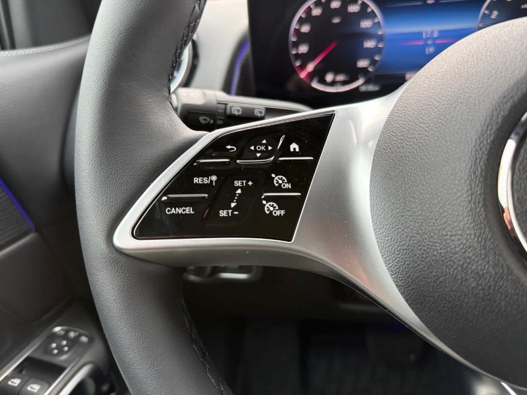 new 2026 Mercedes-Benz GLB 250 car, priced at $52,345