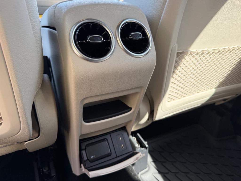 new 2026 Mercedes-Benz GLA 250 car, priced at $51,010