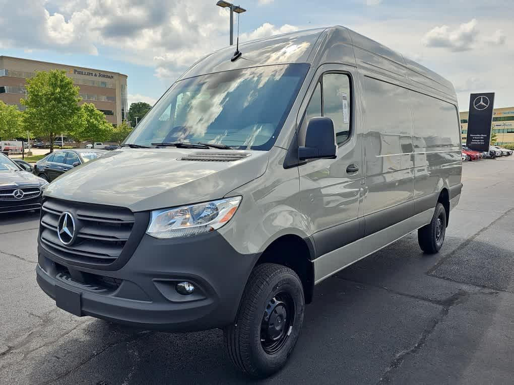 new 2025 Mercedes-Benz Sprinter 2500 car, priced at $75,633