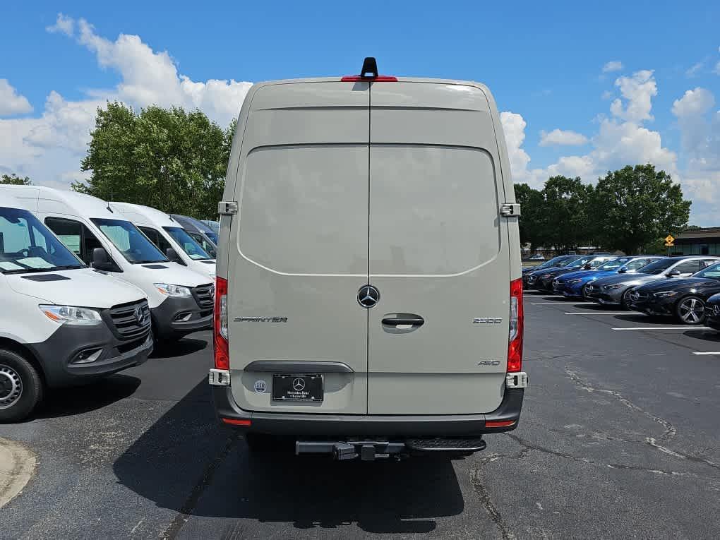 new 2025 Mercedes-Benz Sprinter 2500 car, priced at $75,633