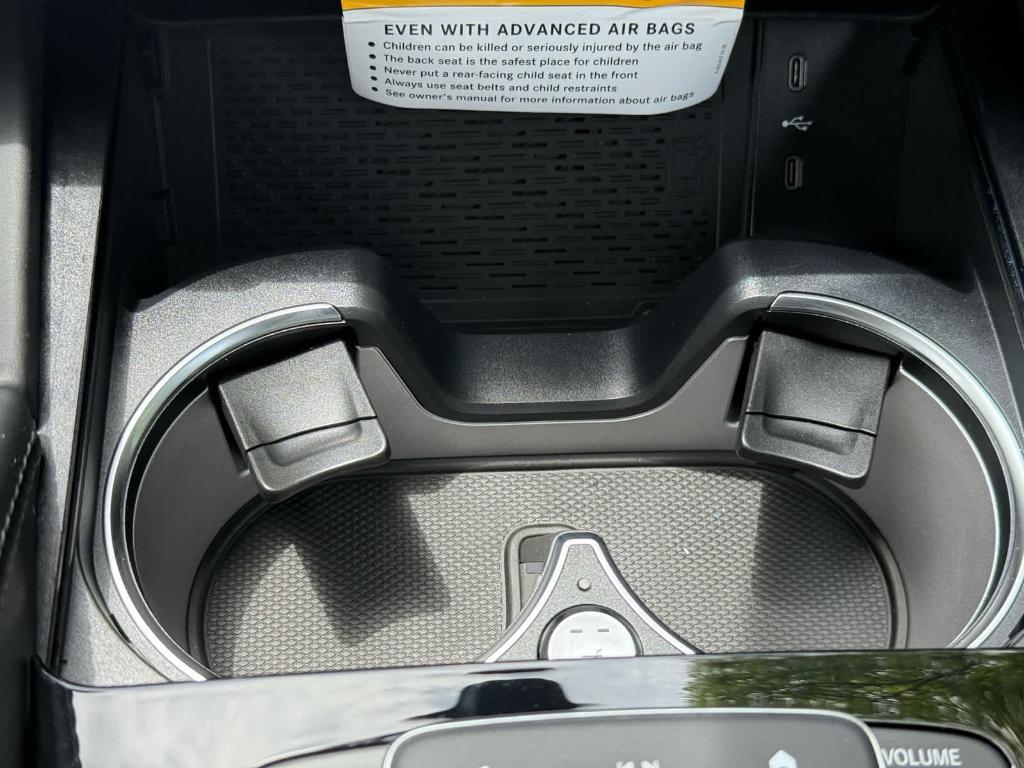 new 2025 Mercedes-Benz AMG GLE 63 car, priced at $143,270