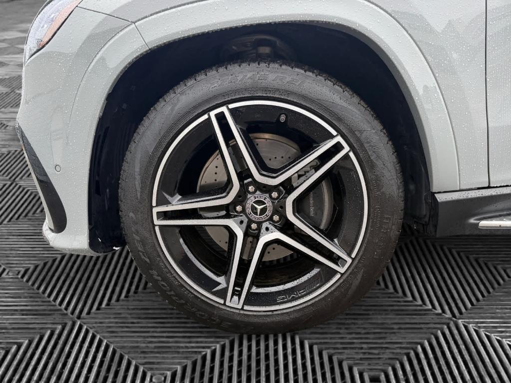 used 2025 Mercedes-Benz GLS 450 car, priced at $86,284