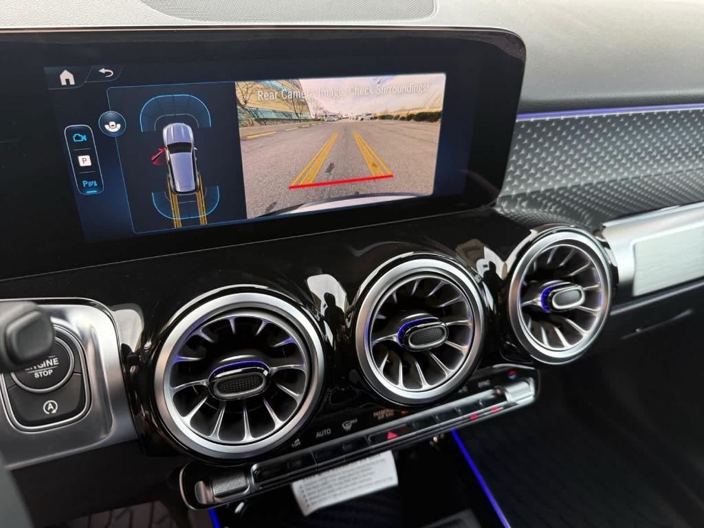 new 2025 Mercedes-Benz GLB 250 car, priced at $47,590