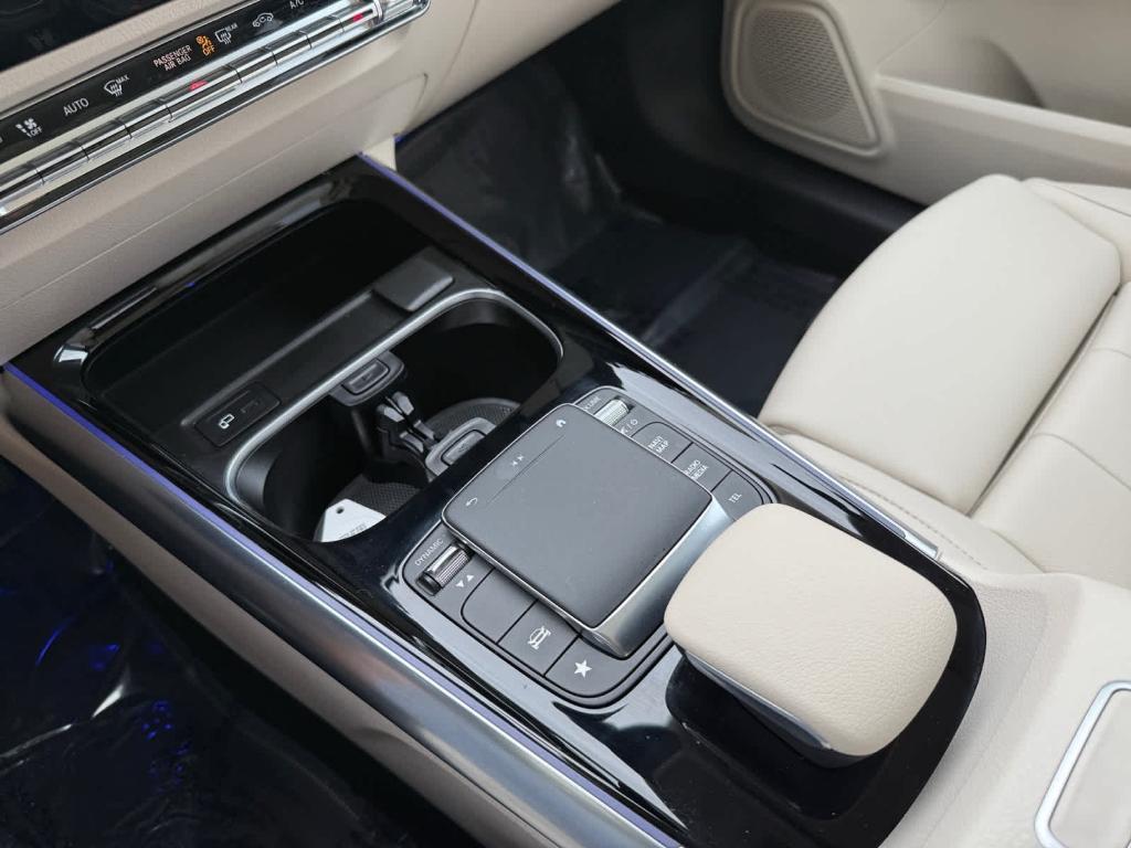 used 2023 Mercedes-Benz GLA 250 car, priced at $33,995