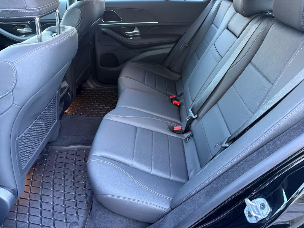 used 2025 Mercedes-Benz GLE 350 car, priced at $59,000