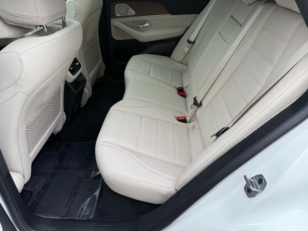 new 2026 Mercedes-Benz GLE 450 car, priced at $89,510