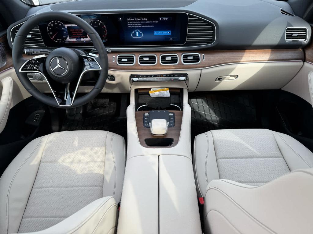 new 2025 Mercedes-Benz GLE 450 car, priced at $84,530