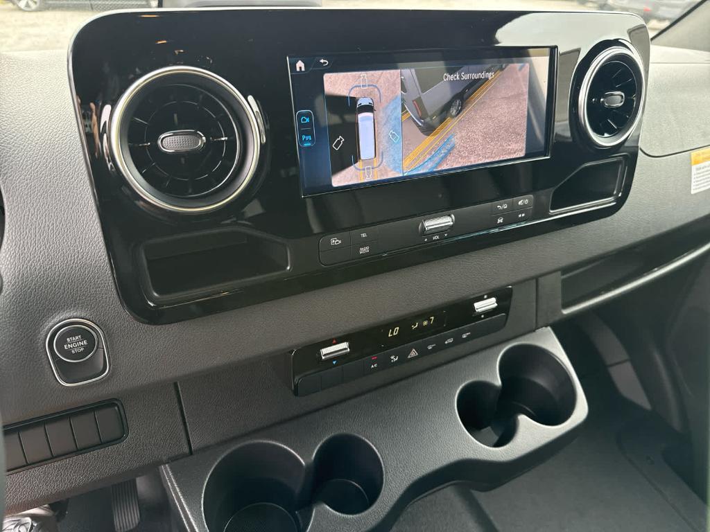 new 2026 Mercedes-Benz Sprinter 2500 car, priced at $79,686