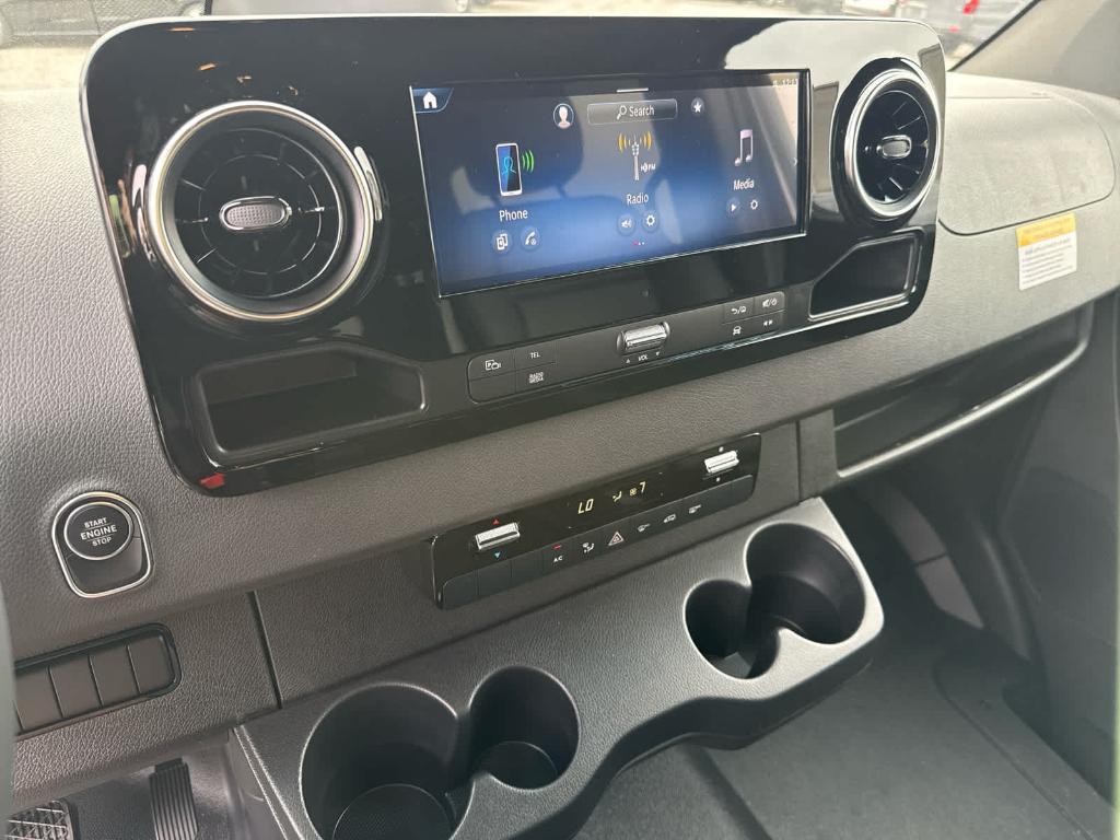 new 2026 Mercedes-Benz Sprinter 2500 car, priced at $79,686