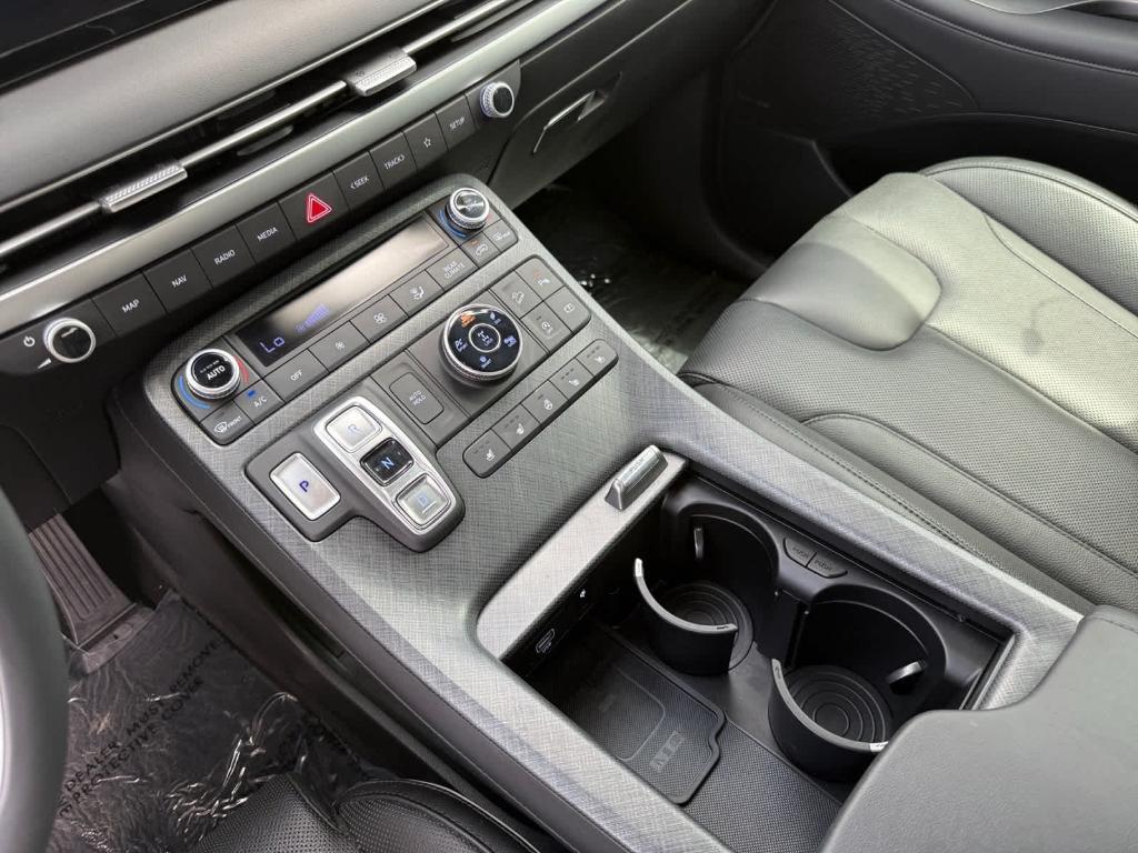 used 2024 Hyundai Palisade car, priced at $37,595