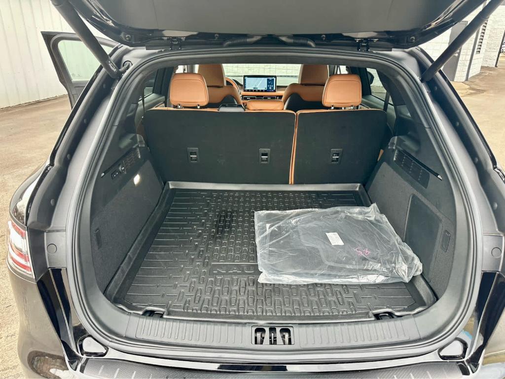 used 2022 Lincoln Nautilus car, priced at $39,665