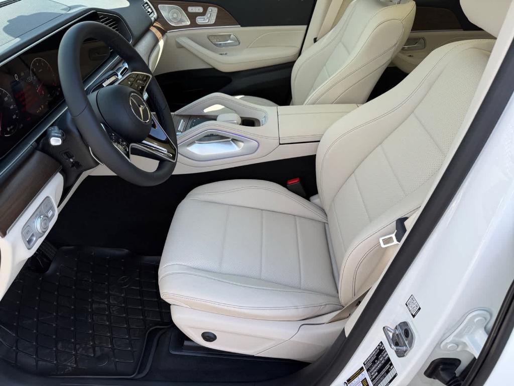 new 2026 Mercedes-Benz GLE 450 car, priced at $82,460