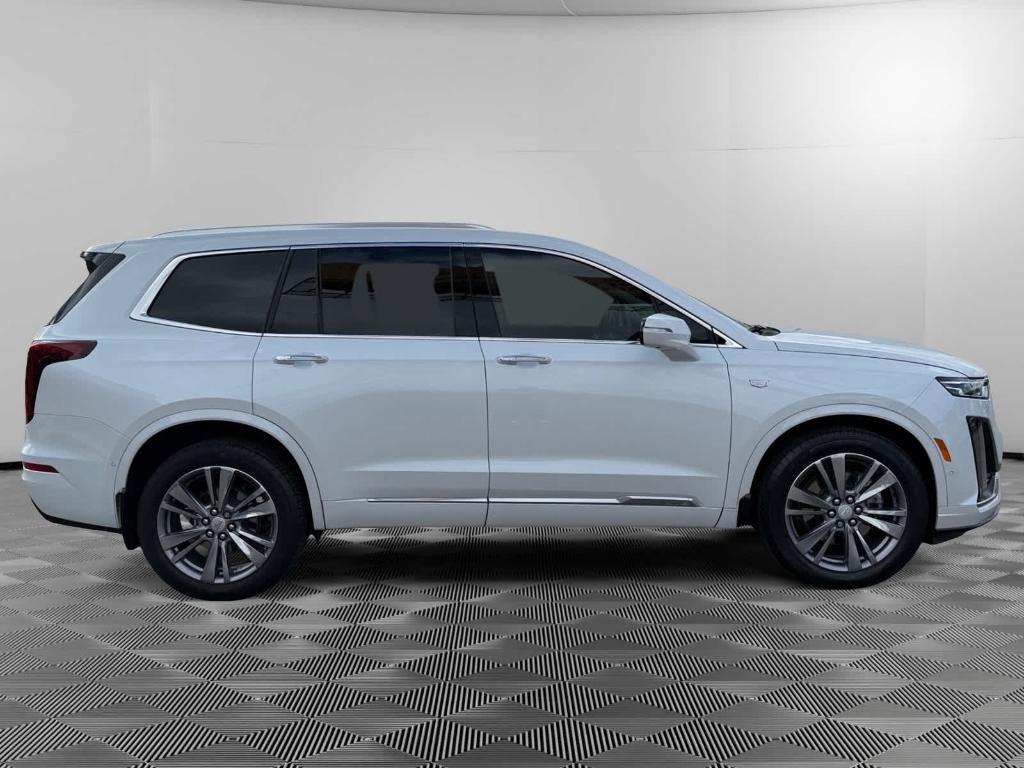 used 2024 Cadillac XT6 car, priced at $40,477