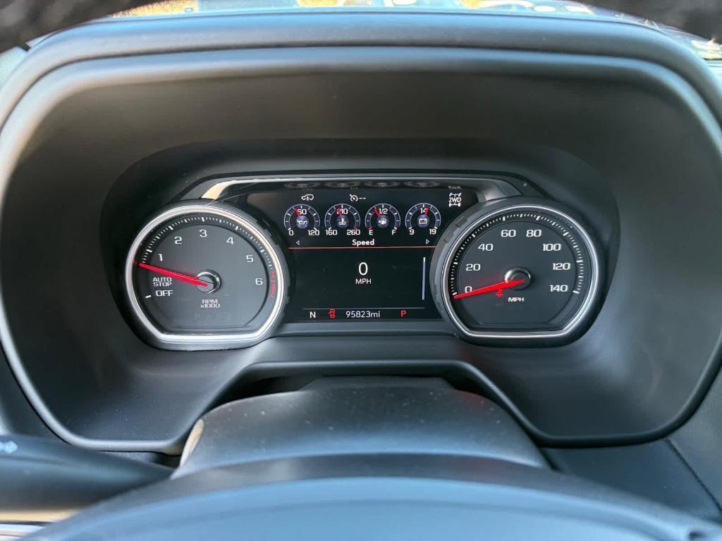 used 2021 Chevrolet Suburban car, priced at $40,876