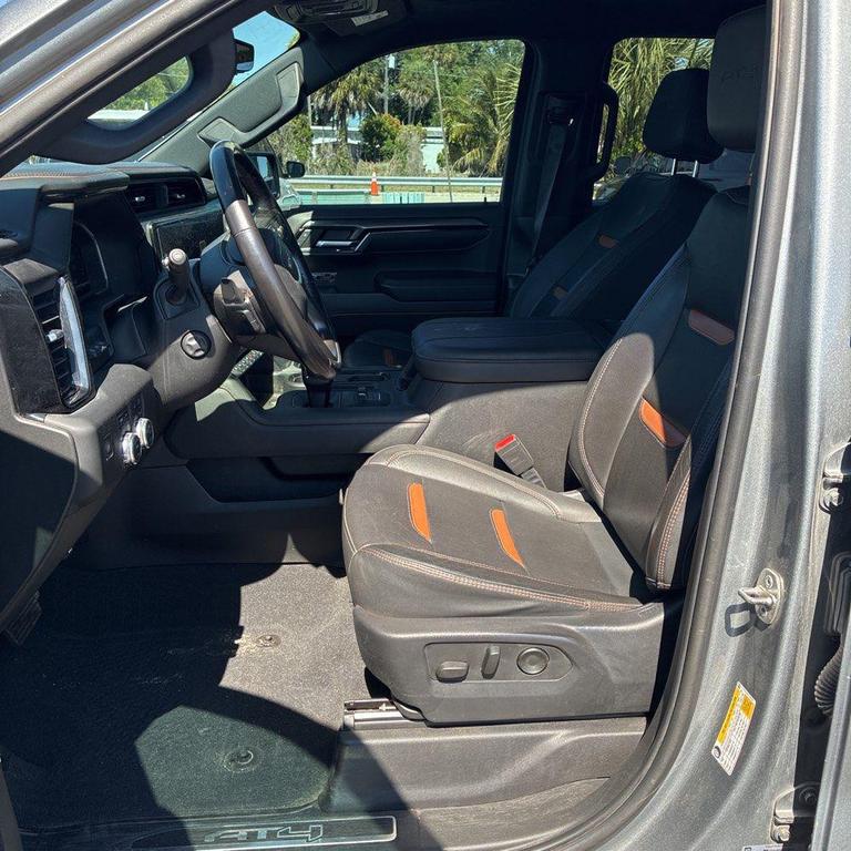 used 2023 GMC Sierra 1500 car, priced at $52,000
