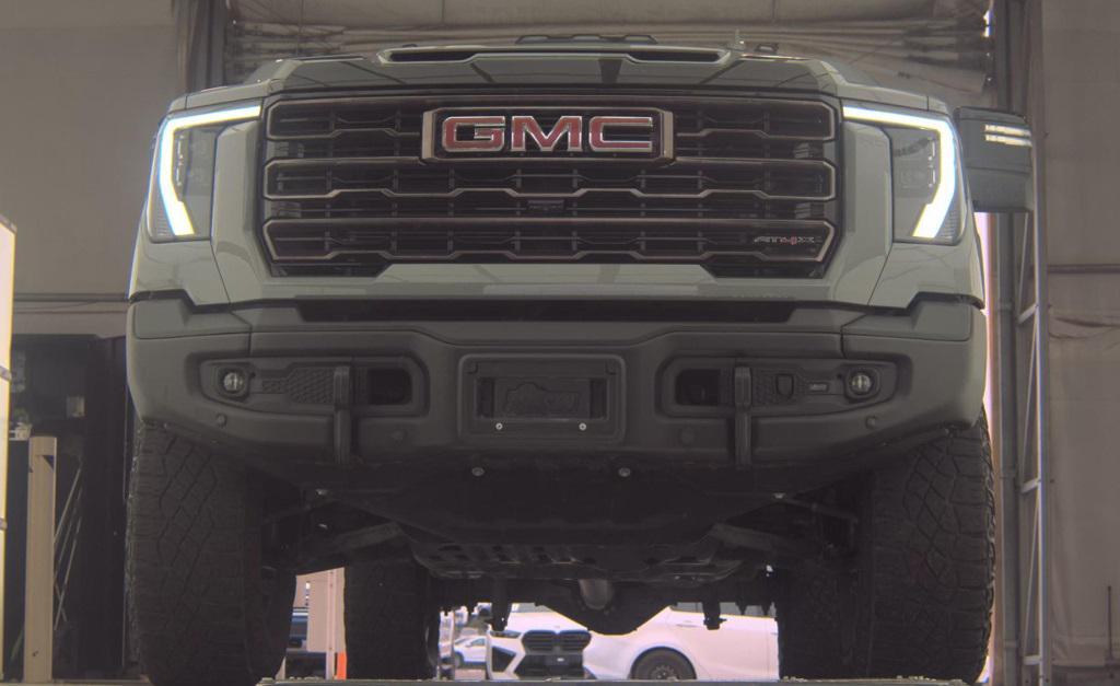 used 2024 GMC Sierra 2500 car, priced at $85,990