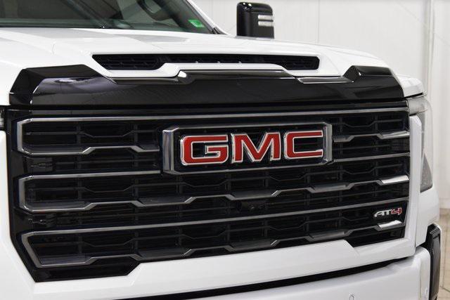 used 2024 GMC Sierra 2500 car, priced at $76,650