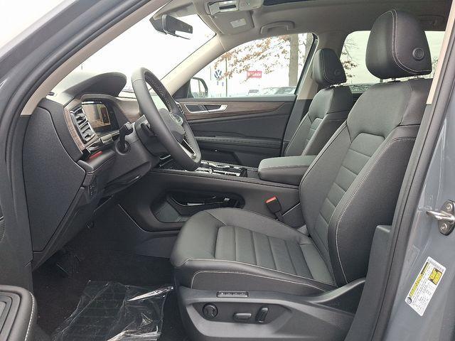 new 2026 Volkswagen Atlas car, priced at $52,693