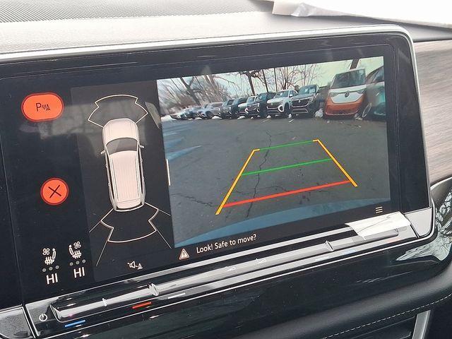 new 2026 Volkswagen Atlas car, priced at $52,693