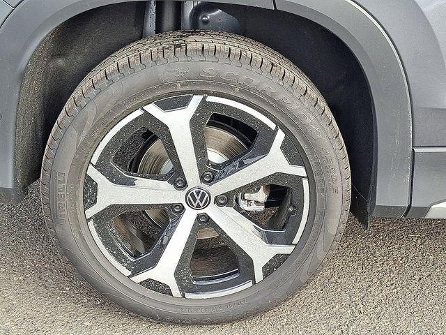 new 2026 Volkswagen Tiguan car, priced at $39,017