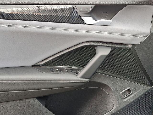 new 2026 Volkswagen Tiguan car, priced at $39,017