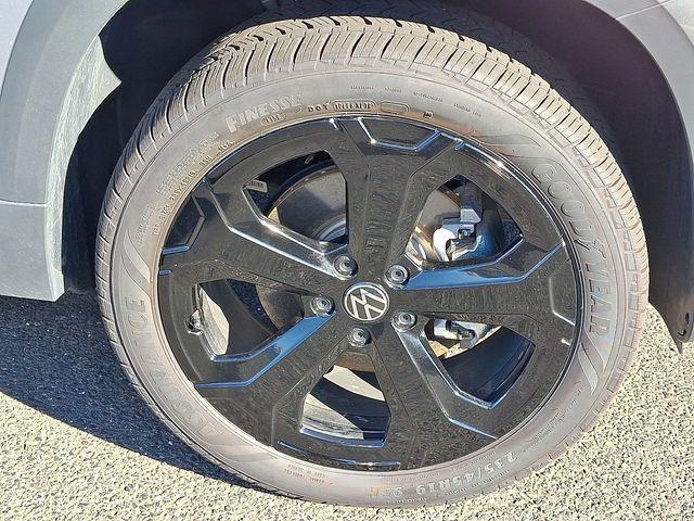 used 2025 Volkswagen Taos car, priced at $27,025