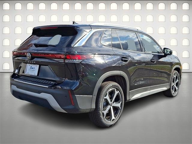 new 2026 Volkswagen Tiguan car, priced at $39,072