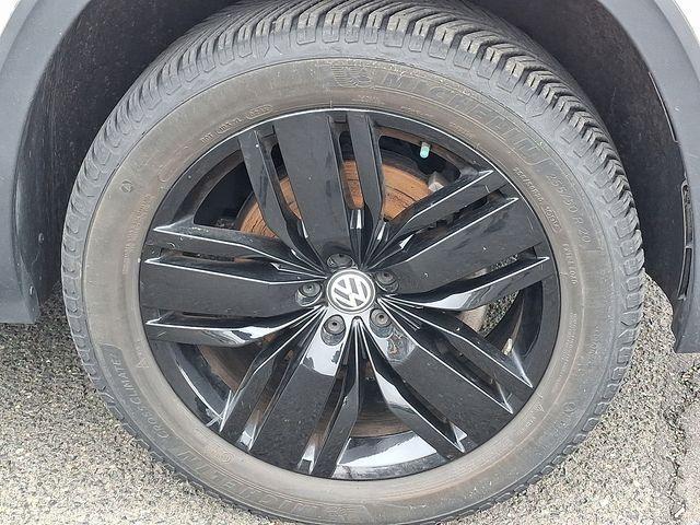 used 2019 Volkswagen Atlas car, priced at $20,012