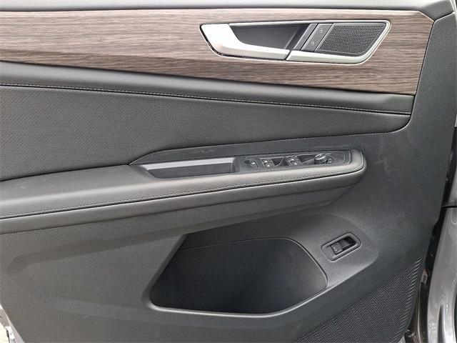 new 2026 Volkswagen Atlas car, priced at $52,475