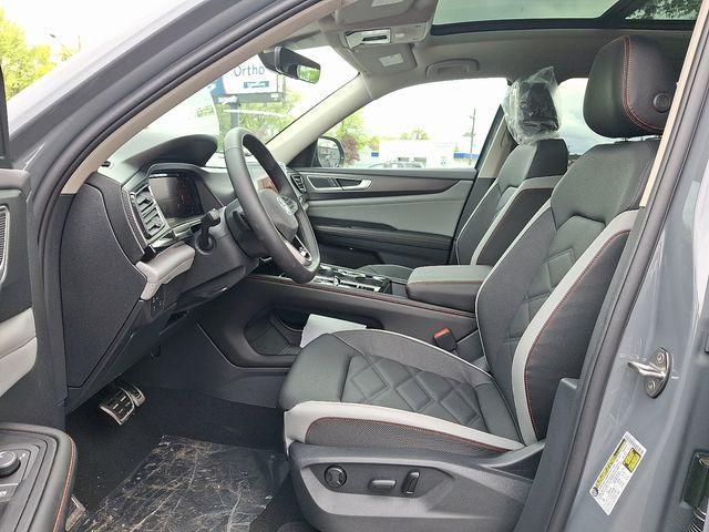 new 2026 Volkswagen Atlas car, priced at $51,364