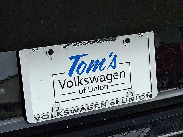 new 2025 Volkswagen ID. Buzz car, priced at $62,427