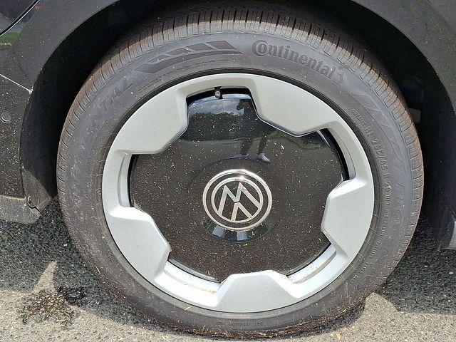 new 2025 Volkswagen ID. Buzz car, priced at $62,427