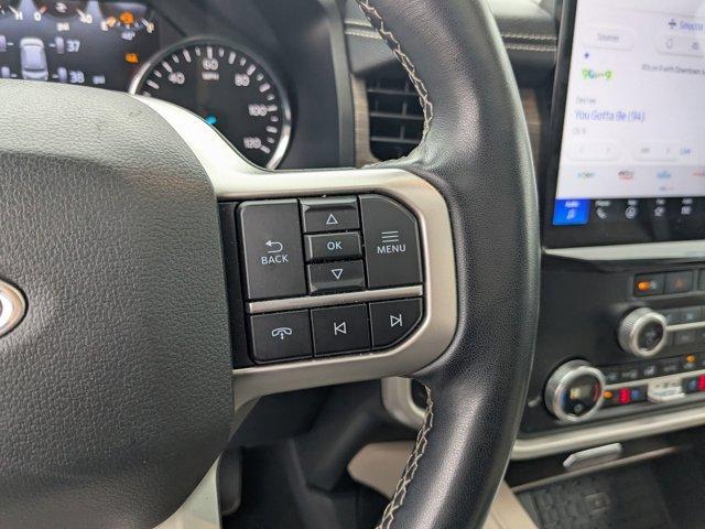 used 2024 Ford Expedition car, priced at $45,922