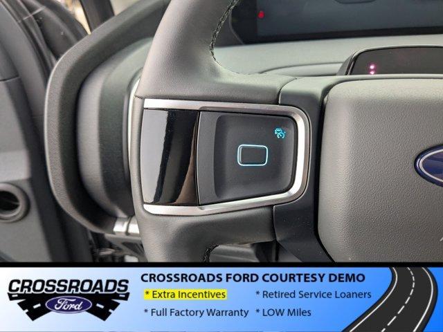 new 2025 Ford Expedition car, priced at $71,822