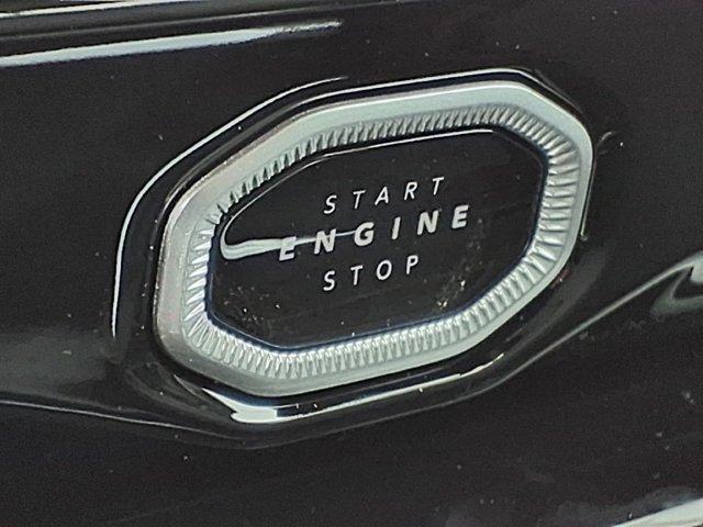new 2026 Jeep Grand Cherokee car, priced at $43,617
