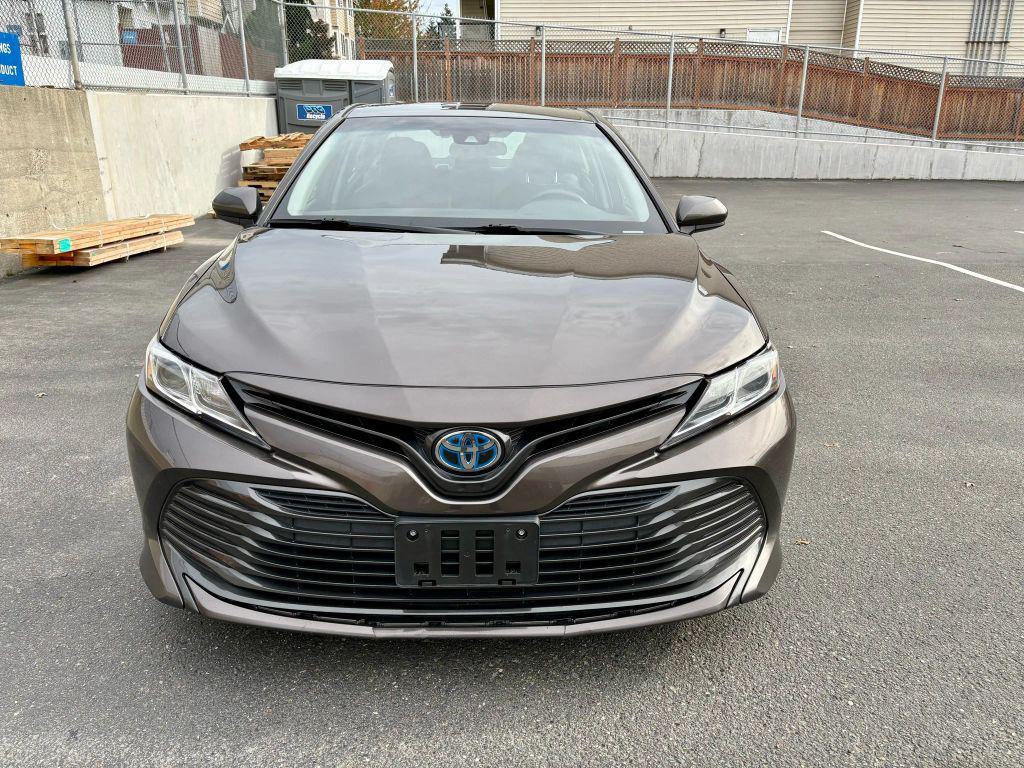 used 2018 Toyota Camry Hybrid car, priced at $15,499