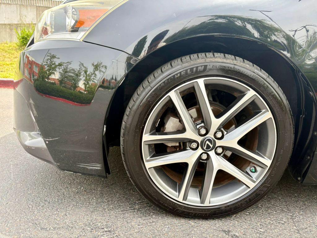 used 2014 Lexus CT 200h car, priced at $13,499