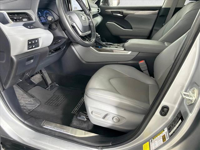 used 2024 Toyota Highlander car, priced at $48,021