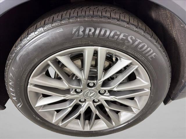 used 2023 Acura MDX car, priced at $41,836