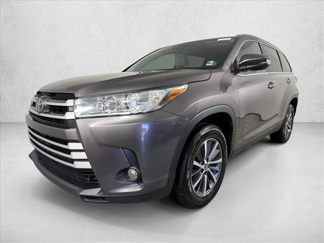 used 2019 Toyota Highlander car, priced at $16,580